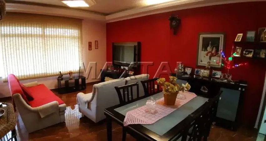 Casa térrea à venda no jardim paraíso, 4 dormitórios, 4 suítes, 2 salas, 7 banheiros e 6 vagas.