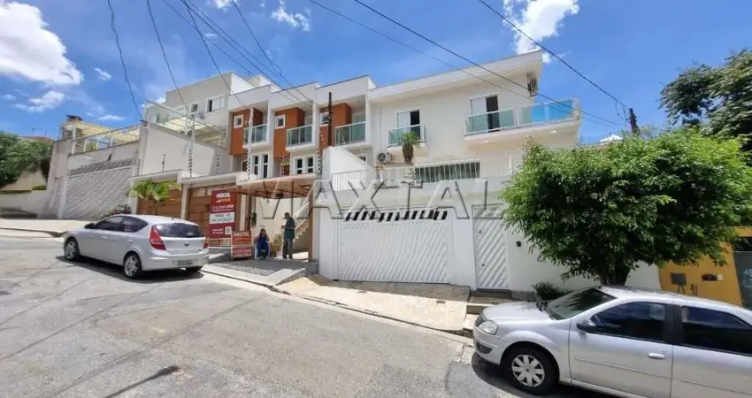 Sobrado à venda, ao lado do Colégio Salesiano, Mazzarello com 3 suítes, espaço gourmet e 2 vagas!
