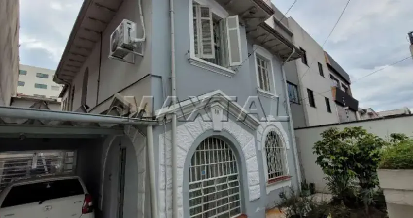 Sobrado a venda com 236m² de área útil, 3 Quartos, 5 banheiros e 3 vagas em Santana.