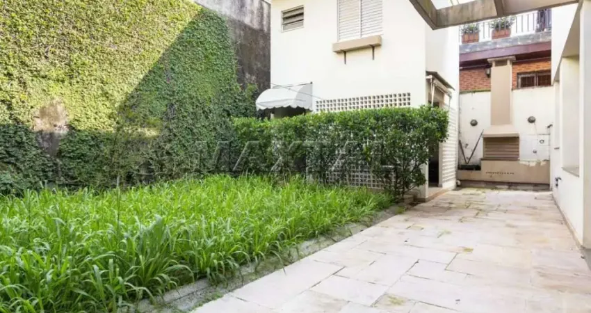 Casa à venda no Jardim São Bento, com 442m², 4 dormitórios, 1 suíte, 2 salas e 10 vagas.