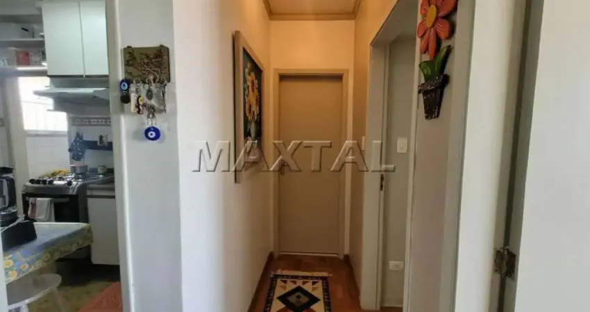 Apartamento na rua Alfredo Pujol com 2 dormitórios, 1 sala, 1 banheiros, Cozinha e 1 vaga