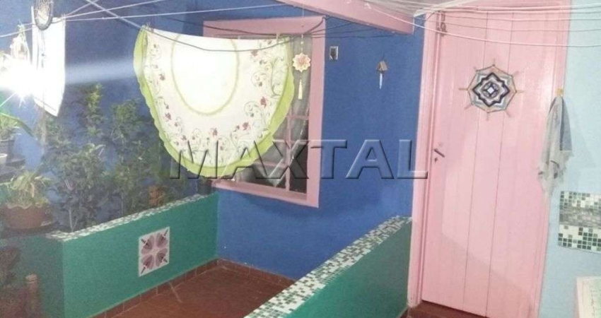 Casa térrea à venda, de 94m². Com 3 dormitórios, 1 suíte e 1 vaga, na Mooca.