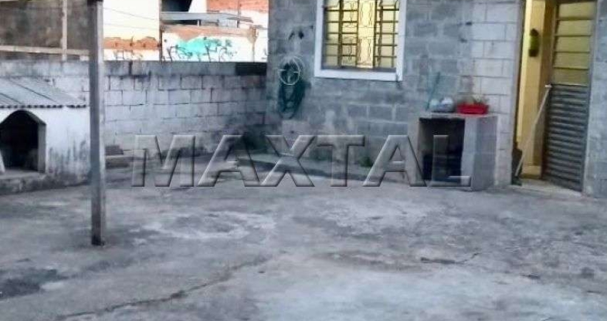 Terreno no bairro da  vila guilherme, 596 m², 11 metros de frente com 4 casas antigas.