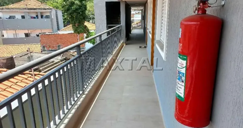 Apartamento  Cobertura à venda com varanda grande, de 33,81m² e  2 dormitórios, na Vila Mazzei.