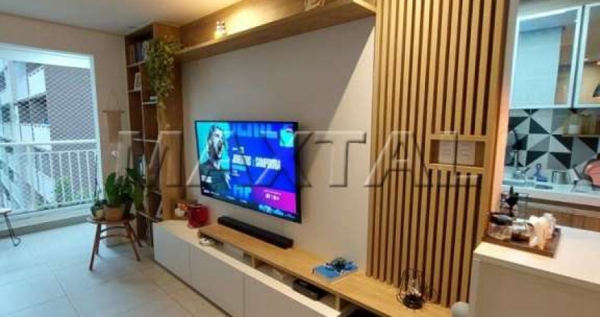 Apartamento 90 m², 3 dormitórios ,1 suíte, 2 banheiros, 2 vagas e escritório.