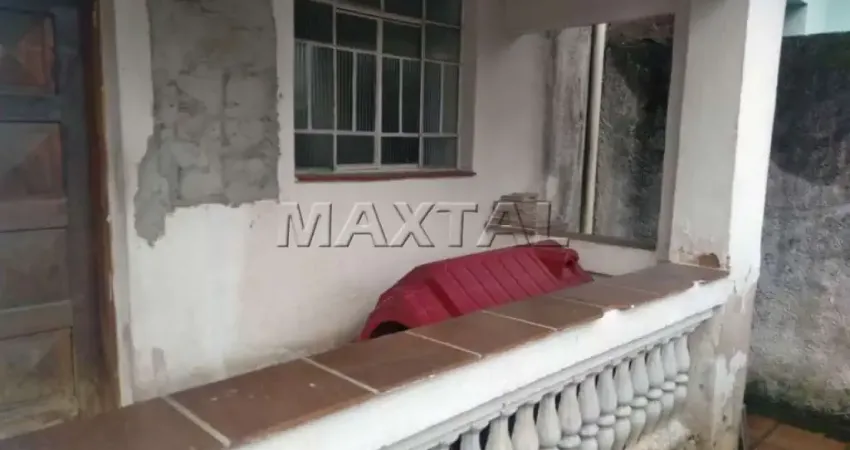 Sobrado no Mandaquí. Com 3 dormitórios, sala, cozinha, 2 vagas amplas e quintal.