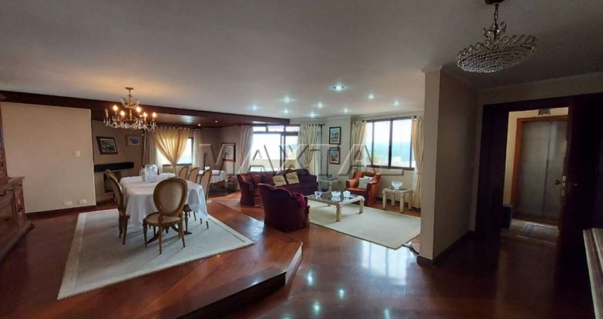 Apartamento na Água Fria, com 272m², 4 suítes, 5 vagas, mobiliado e próximo a Nova Cantareira.