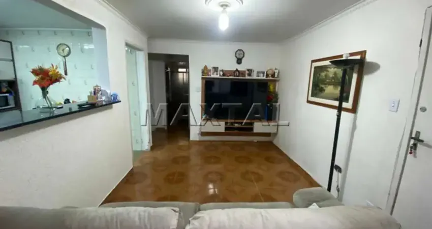 Apartamento em Santana, de 75 m², com 2 dormitórios, sala ampla, 1 banheiro, cozinha e 1 vaga.