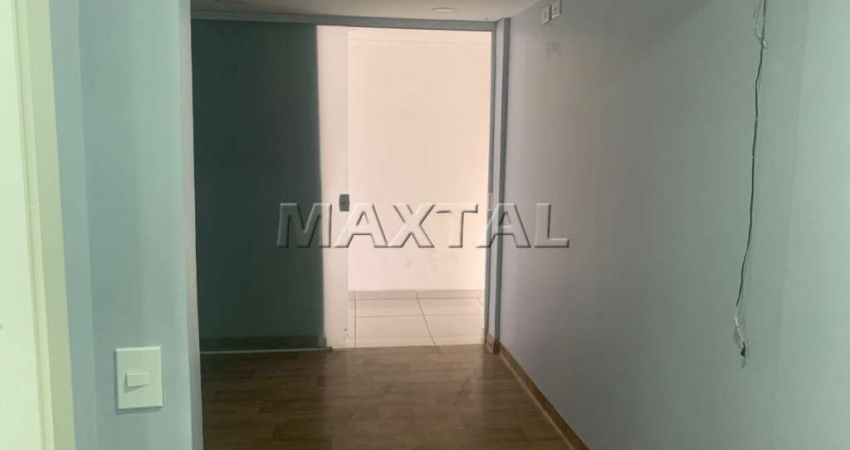 Sala/Comercial para locação na Avenida Parada Pinto com 42m², com 1 salas e 2 banheiros.