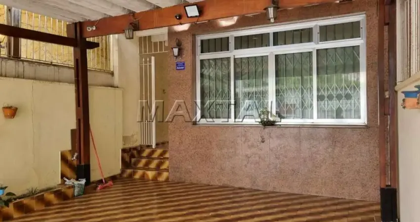 Sobrado com 3 dormitórios sendo 1 suíte, próximo ao metrô Jardim São Paulo.