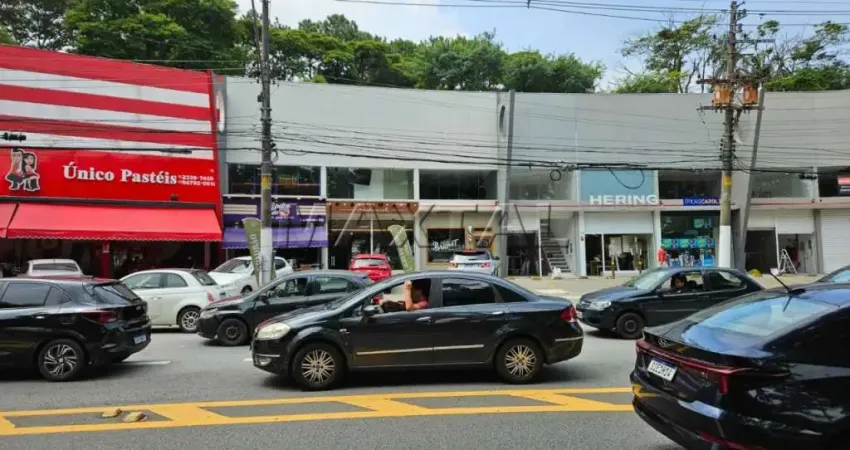 Loja no tucuruvi com 1 banheiros e salão com parte mezanino nova cantareira