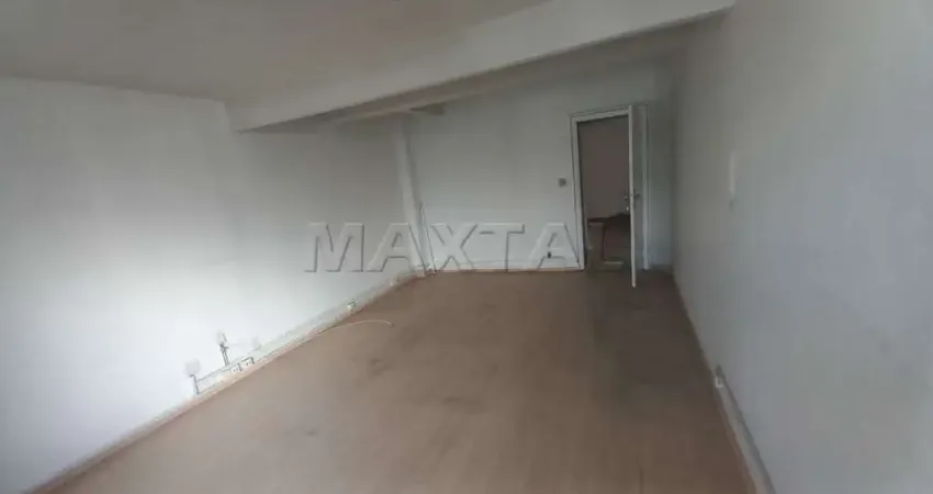 Sala comercial em santana com 23m², ao lado padaria polar na voluntários da pátria.