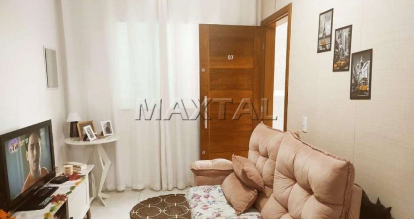 Confortável Casa para venda de 38m² com 2 Quartos , Condomínio Fechado na Vila Nova Mazzei.