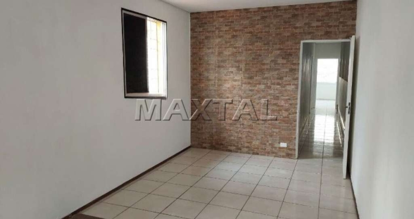 Excelente Casa comercial em Santana, 280m², com 6 salas, cozinha, 4 banheiros e 1 vaga.