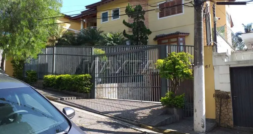 Sobrado jardim floresta, com piscina 4 suítes, escritório, sala 3 ambientes e 5 vagas no tremembé..