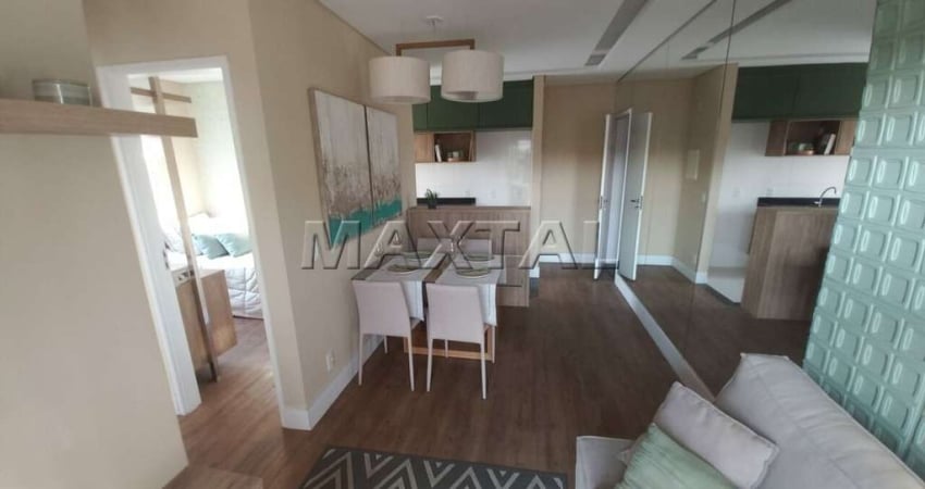 Apartamento com 43m², novo, mobiliado, 2 dormitórios, sala ampla, cozinha e 1 vaga de garagem