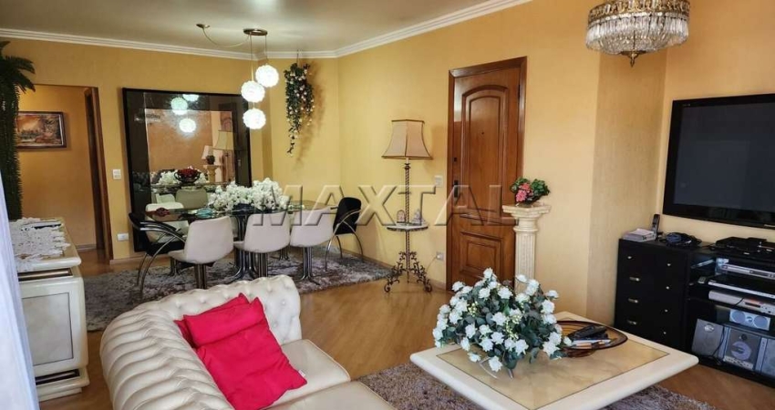 Apartamento de 3 Quartos, 1 Suíte e 2 vagas de garagem. Com 161 m²  na Água Fria.
