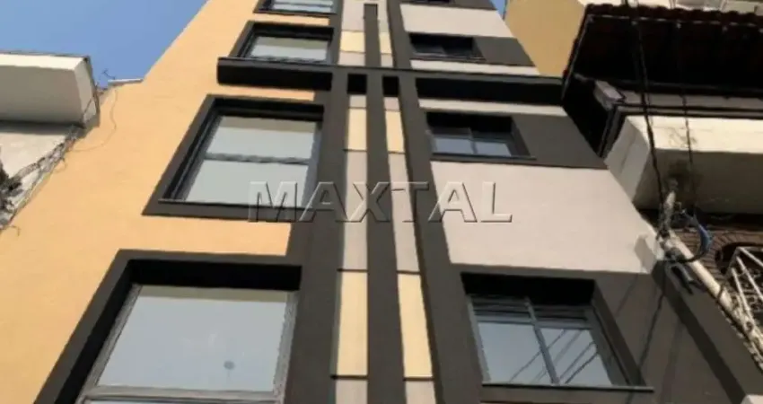 Apartamento 30m² à venda em Santana com 2 dormitórios, a 500 metros do metrô Santana.