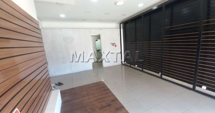 Loja à venda no centro comercial de Santana, com 46m², toda em piso frio.