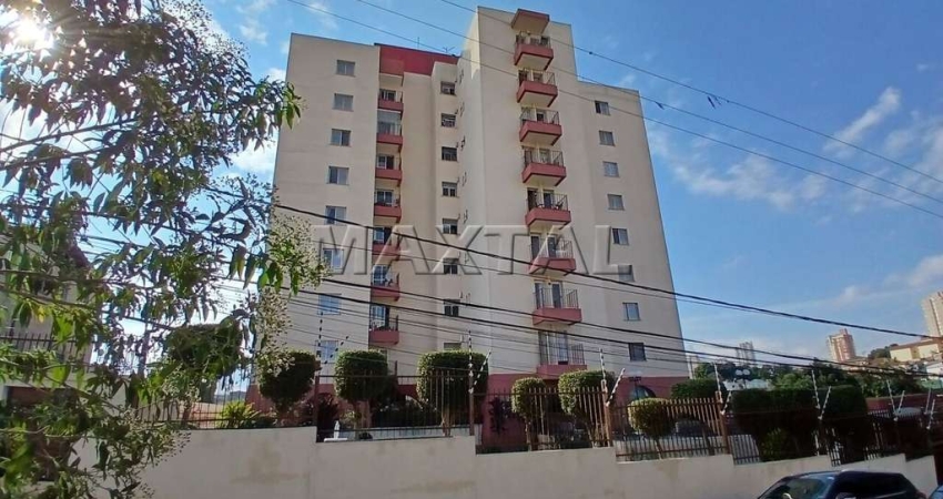 Apartamento à venda no Imirim, com 3 quartos sendo 1 suíte e 2 vagas, prédio com lazer e piscina.