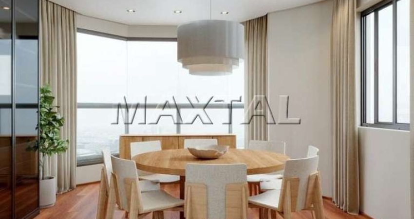 Apartamento à venda com 4 dormitórios, 2 suítes, 5 banheiros e 3 vagas, de 210m².