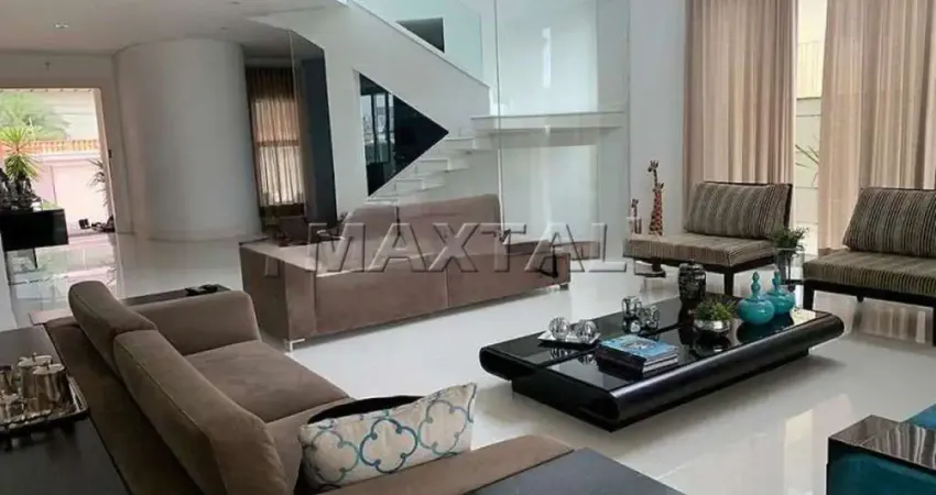 Locação Sobrado Mobiliado, Jardim São Bento, 1150 m², 5 dormitórios, 4 salas, 9 banheiros e 6 vagas.