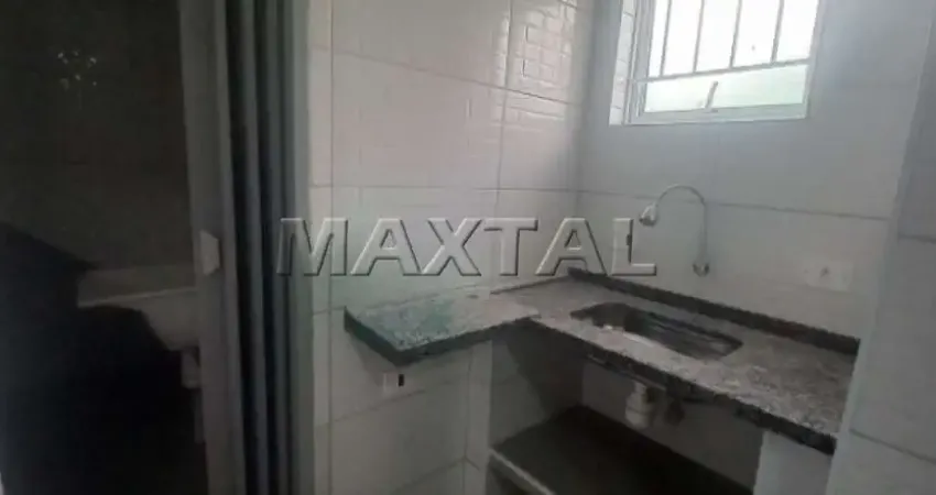 Studio para alugar com 30m², 1 quarto e sem vaga, 500 metros do metrô Parada Inglesa.