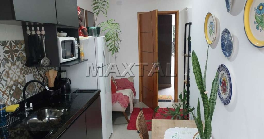 Deslumbrante Apartamento com 28m², 1 dormitório, sala, cozinha, banheiro, em Santana. Mobiliado.