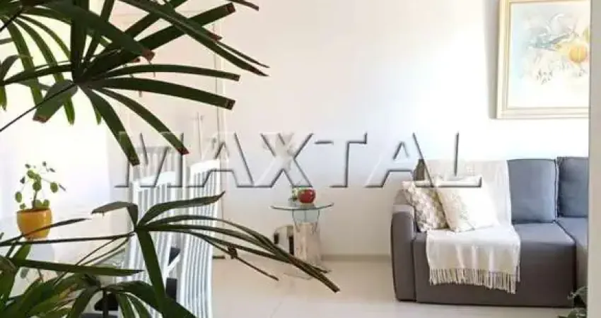 Apartamento à venda de 63 m² Vila Mazzei, 2 dormitórios, cozinha, 1 lavanderia, 1 vaga de garagem.