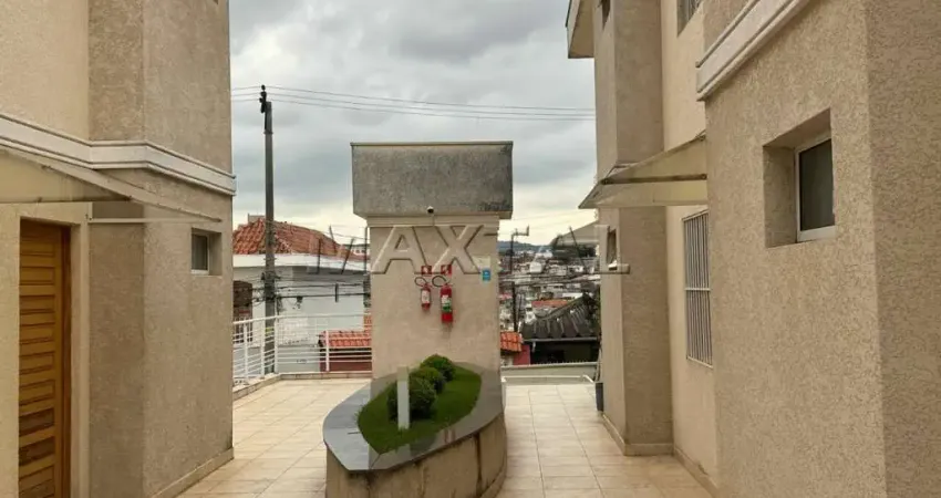 Sobrado à venda com 84m², com 2 dormitórios , 2 suítes, 2 vagas de garagem, sala e cozinha.