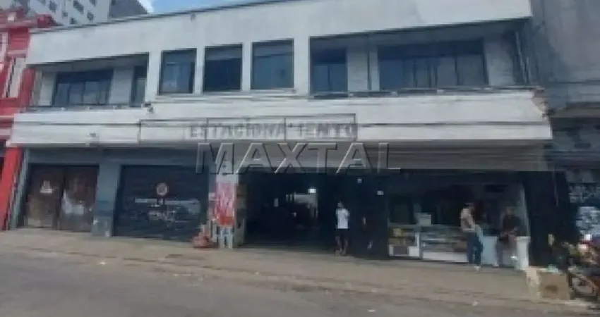 Imovel Comercial no Centro de São Paulo, com 1.714m²  4 banheiro e estacionamento.