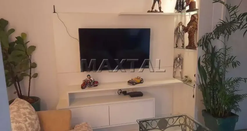 Apartamento com 97m², todo em piso frio, 2 dormitórios, 2 suítes, 2 closets e 2 vagas.