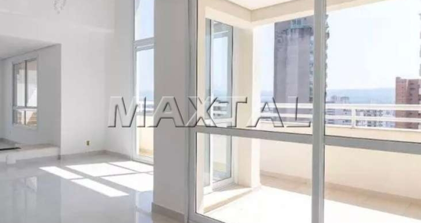 Cobertura em Santana, de 315m². Com 4 dormitórios, 4 suítes,5 banheiros e 5 vagas de garagem.