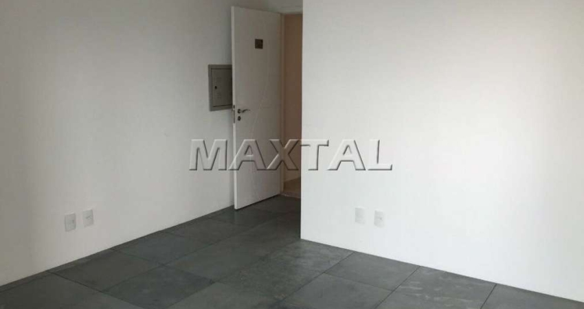 Loja comercial para venda na região de Santana com 47m², com 2 banheiro e 1 vaga.