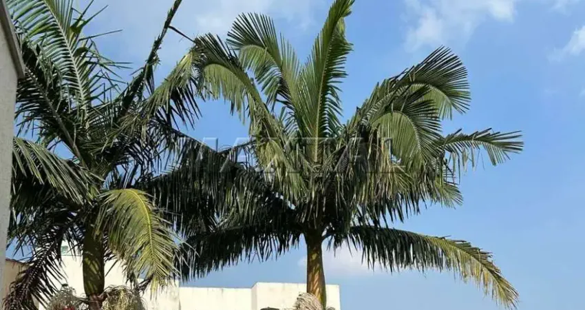 Sobrado à venda de 152m², com 3 suítes, 2 varandas e 3 vagas, na água fria.