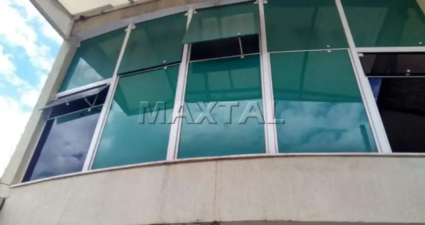 Sobrado à venda de 160m², com 4 dormitórios, 1 suíte e 4 vagas, na Vila Ester.