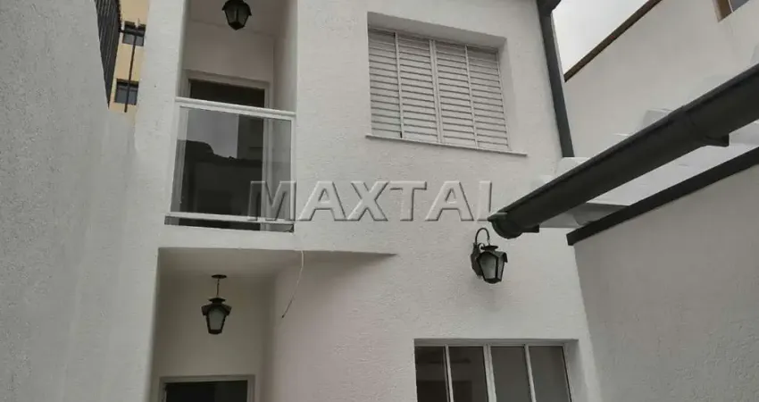 Sobrado de 60m², com 2 quartos, 02 banheiros, área de serviço e quintal, em Santana.