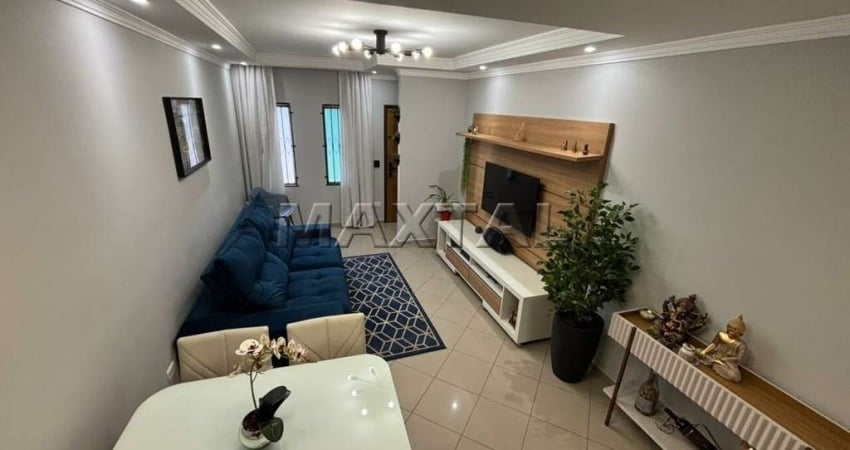 Sobrado em Condomínio  a venda com 3 dormitórios, 2 banheiros, 1 lavabo,2 vagas de garagem , 105m²