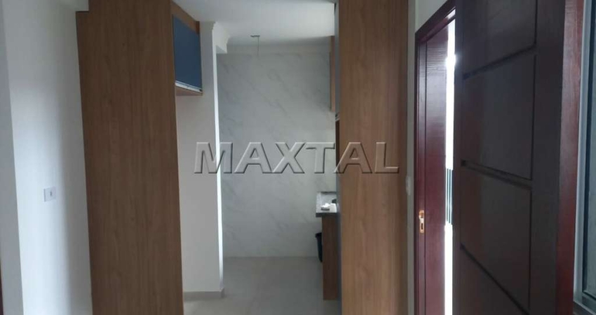 Apartamento à venda de 39 m², com 2 dormitórios, sala e cozinha, na Chácara São João.