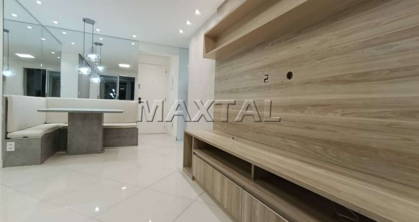 Apartamento com 2 dormitórios, sala, cozinha dois banheiros e vaga de garagem e lazer completo.