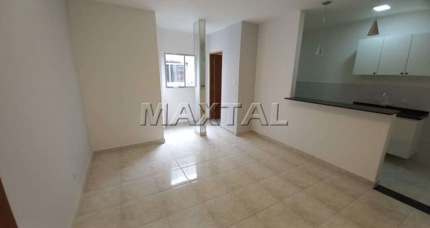 Apartamento com 36m², 1 dormitório, sala, cozinha, banheiro com box e área de serviço.