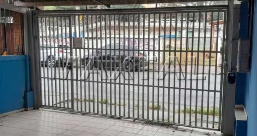 Casa térrea com 3 quartos,1 suítes, sala ampla e 2 vagas de garagem no bairro Jardim São Paulo
