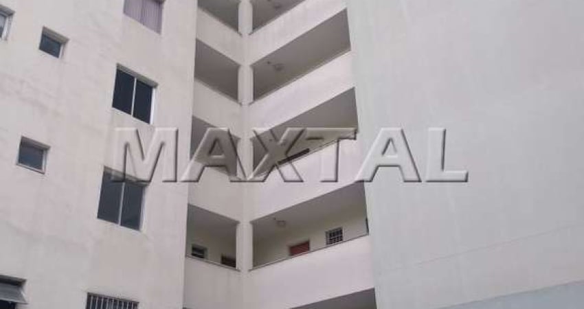 Apartamento para locação com 2 dormitórios e 1 vaga, no Jardim São Paulo.