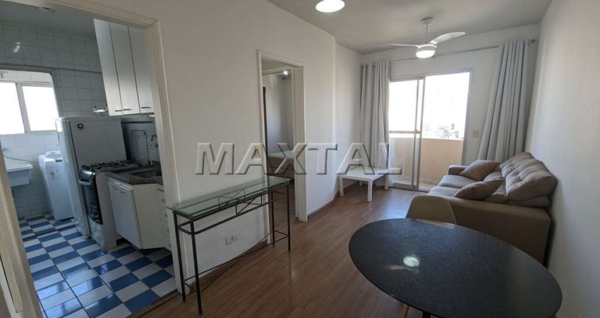 Aluga-se apartamento  de 36 m² em Santana, 01 dormitório., 1 vaga,  mobiliado, com cama, sofá.
