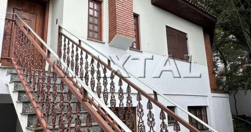 Casa à venda de 300m², com 5 dormitórios e 4 vagas, no bairro Sumarézinho.