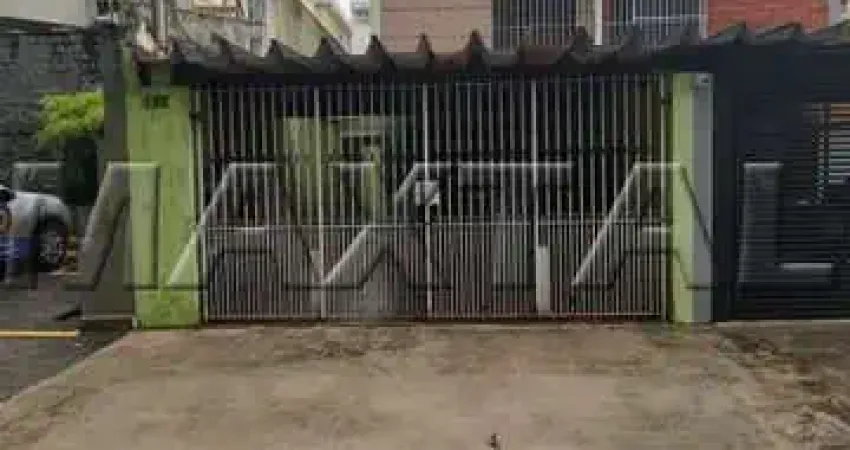Casa para locação de 150m², com 3 dormitórios sendo 1 suite, e 2 vagas, no Parque São Domingos.