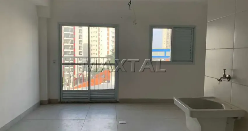 Studio novo para alugar em Santana, de 27,99m². Com 1 banheiro e sacada.