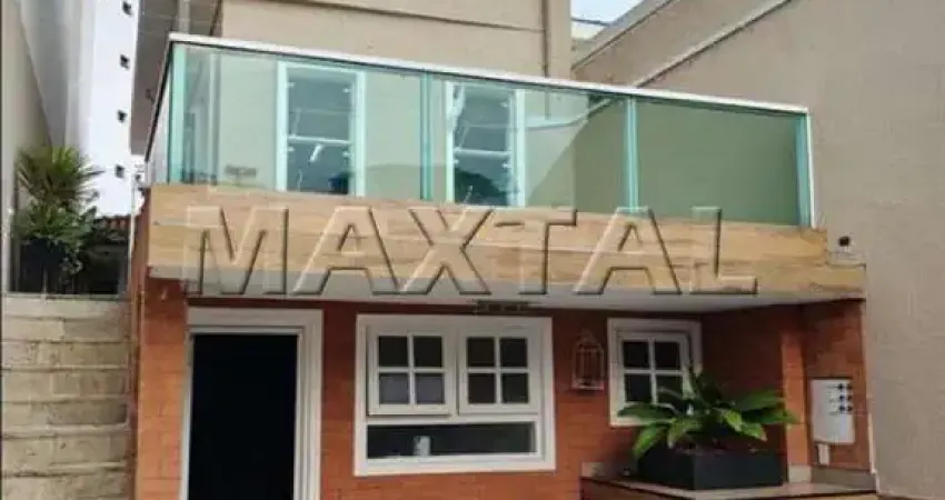 Sobrado à venda de 200m², com 3 dormitórios, 2 suítes e 2 vagas, na Vila Aurora.