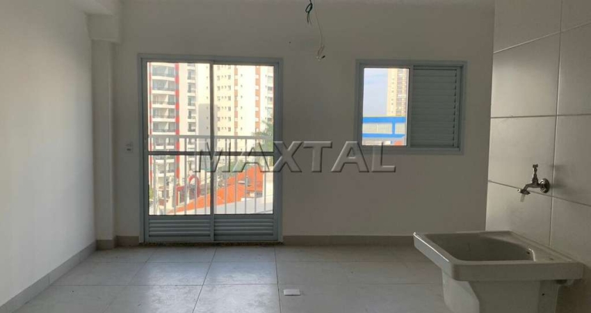 Studio novo à venda em Santana, de 27,99m². Com 1 banheiro e sacada.