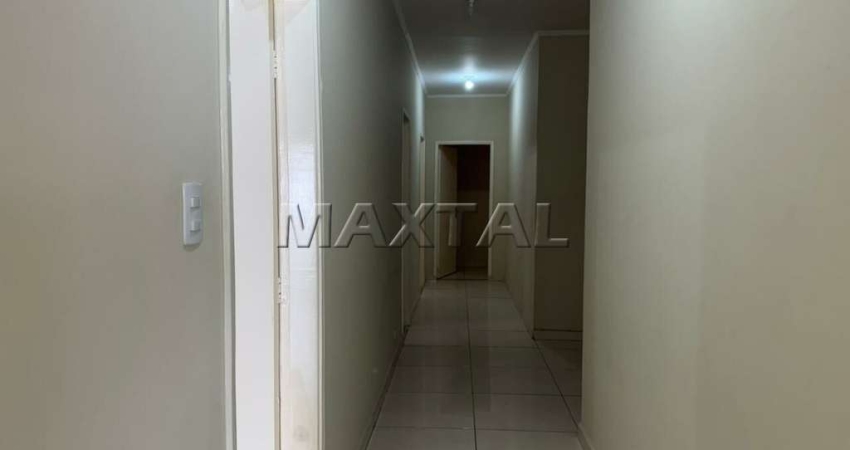 Casa Térrea com 3 dorms, 1 suíte, edícula e 3 vagas! Agende já sua visita